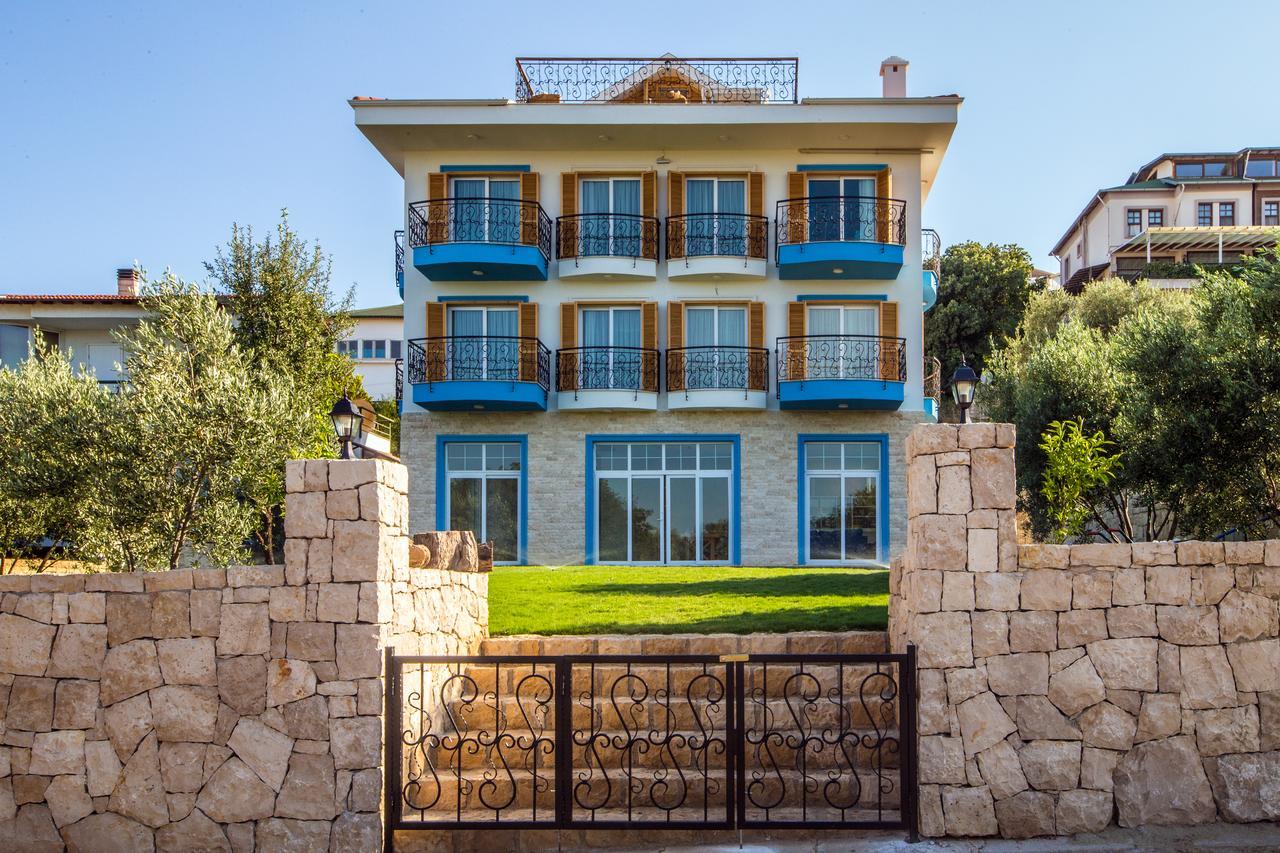 Clementin Suits Siğacık Exterior foto
